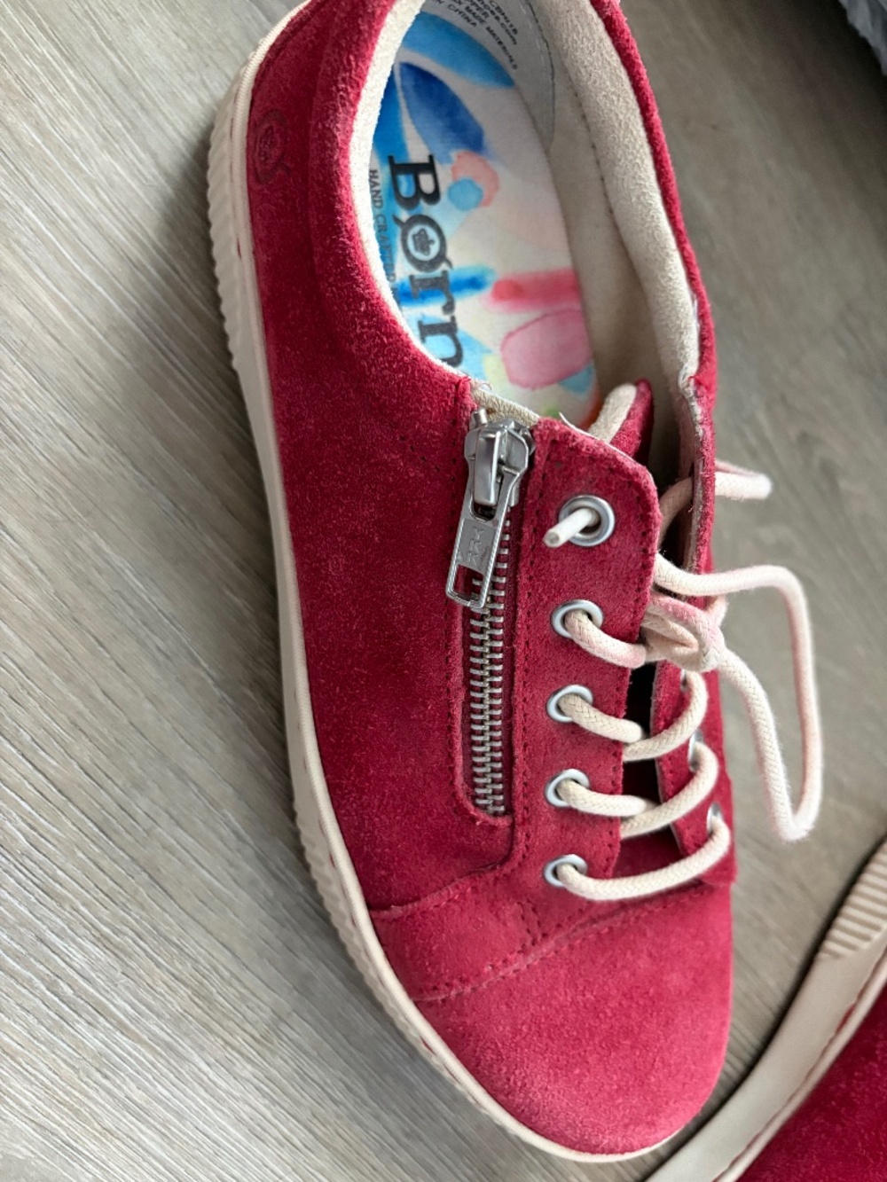 Born women’ sneakers size 7